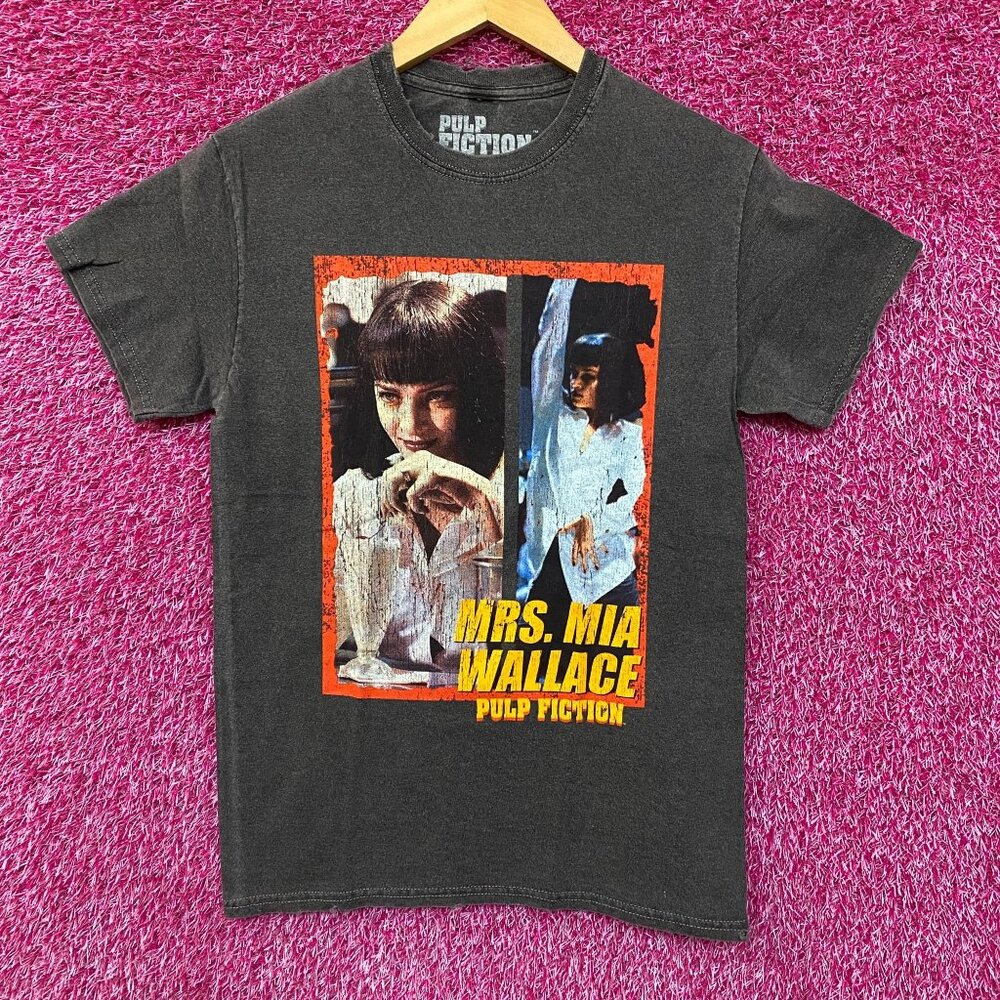 Mrs. Mia Wallace Pulp Fiction T-Shirt Small